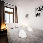 ⋙ Stilvolle Mit 2 Schlafzimmern & Balkon ⋘ Apartamento *