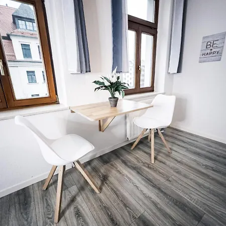 Appartement ⋙ Stilvolle Mit 2 Schlafzimmern & Balkon ⋘