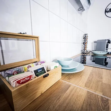 ⋙ Stilvolle Mit 2 Schlafzimmern & Balkon ⋘ Appartement
