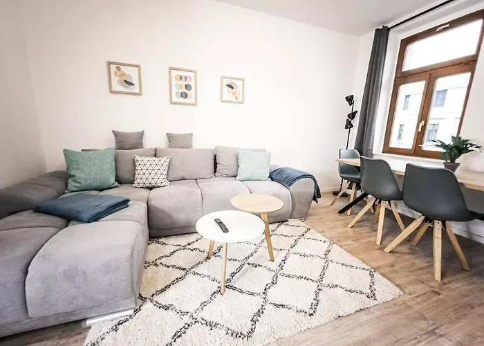 ⋙ Stilvolle Mit 2 Schlafzimmern & Balkon ⋘ * Leipzig